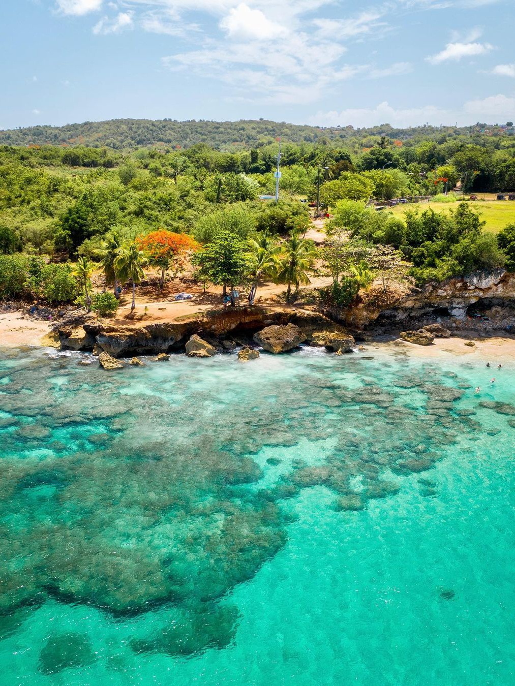 Peña Blanca cove aerial – snorkeling in Aguadilla