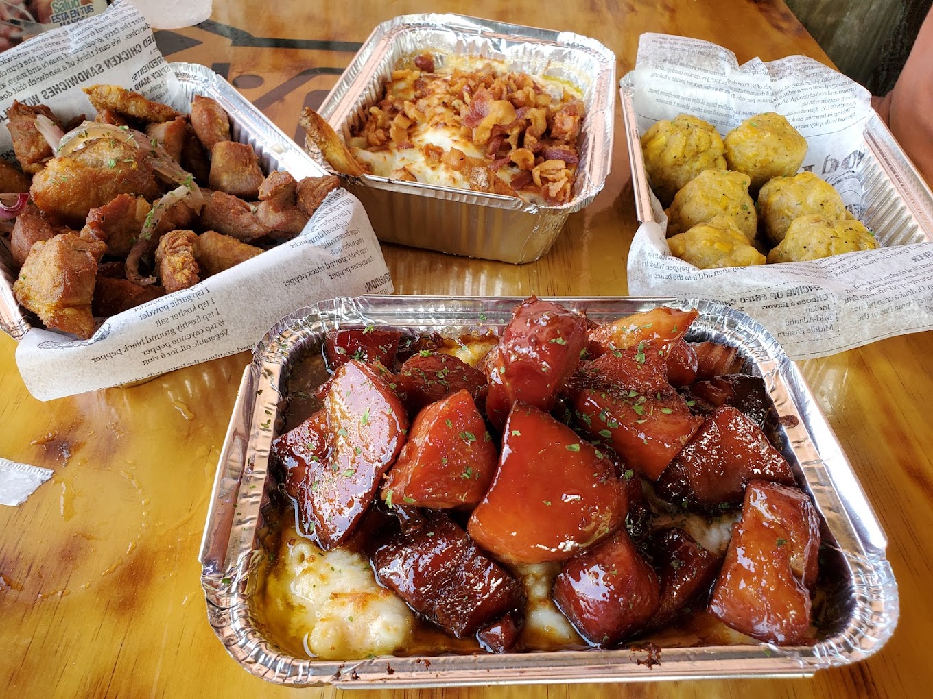 Casita Guavate plate of lechón with classic sides