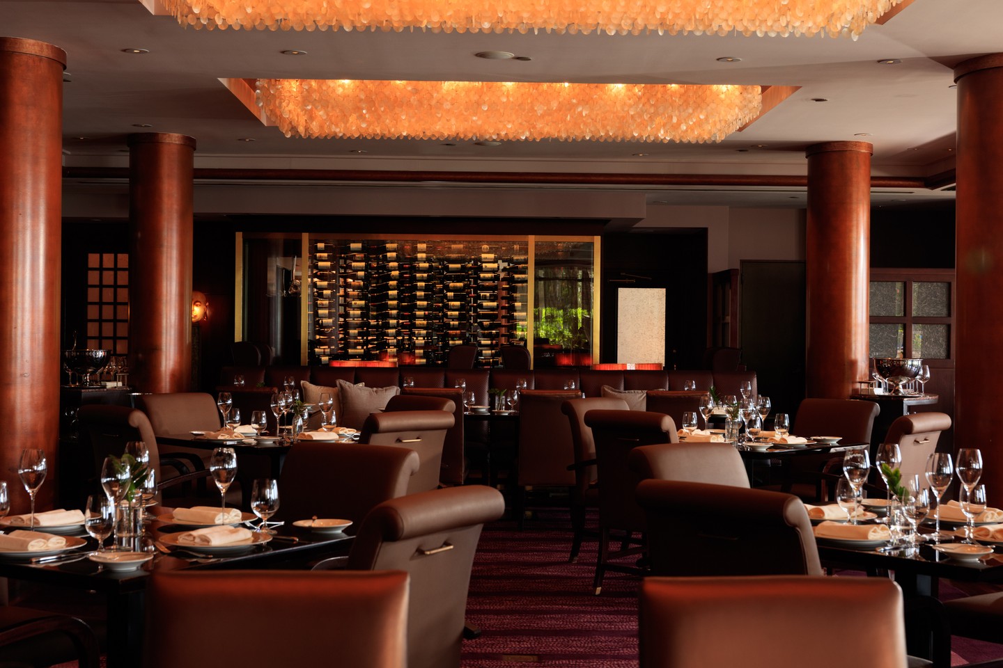 1919 restaurant interior