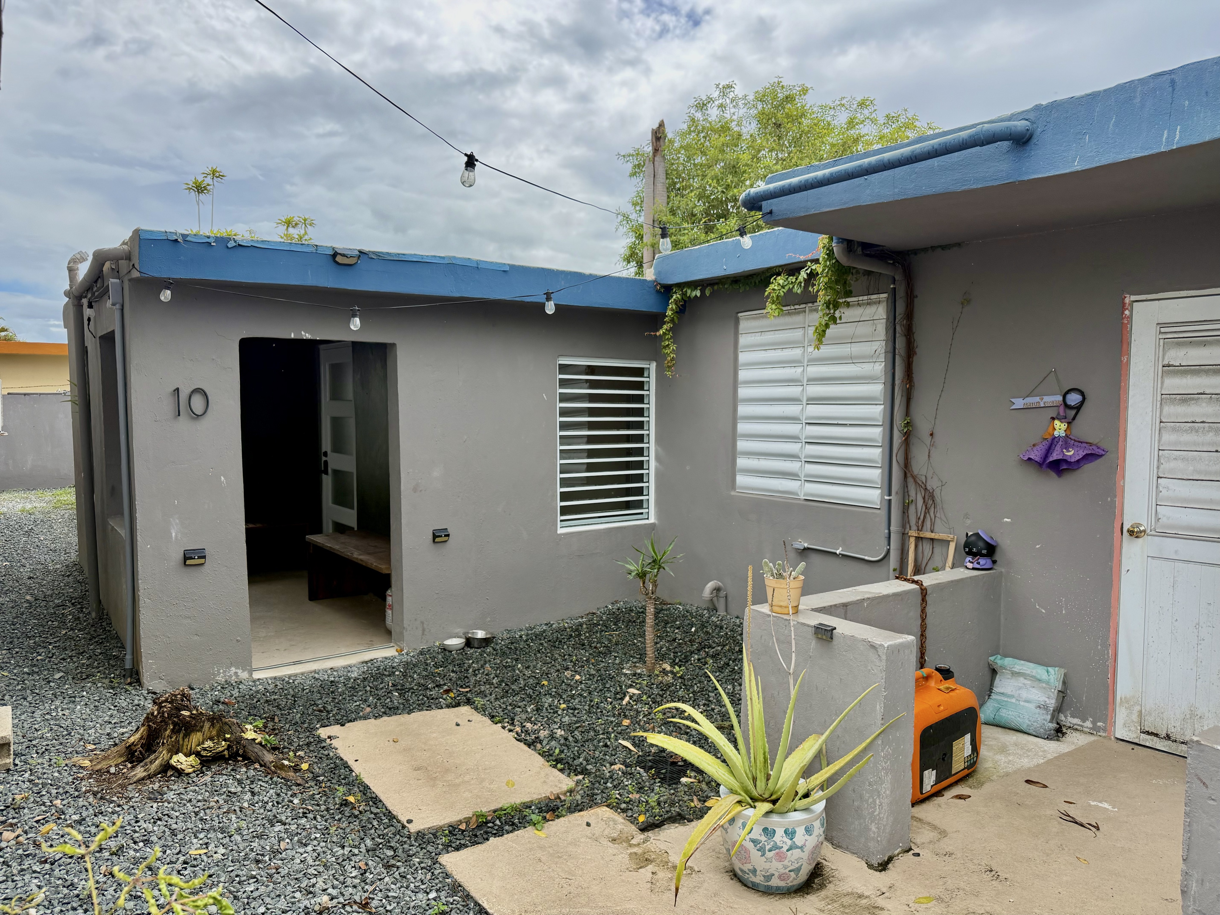 Beachfront Apartment - exterior