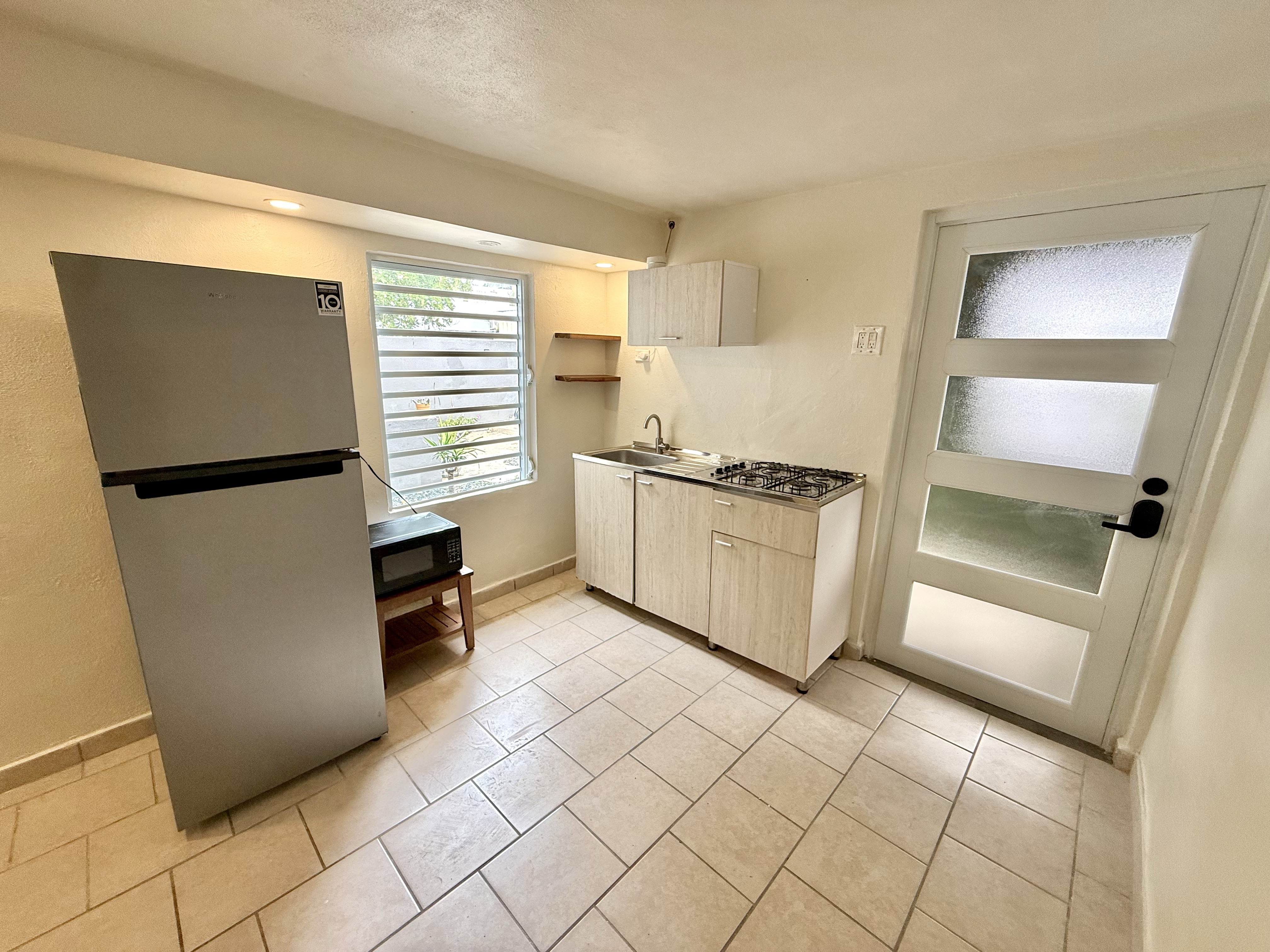 Beachfront Apartment - kitchen